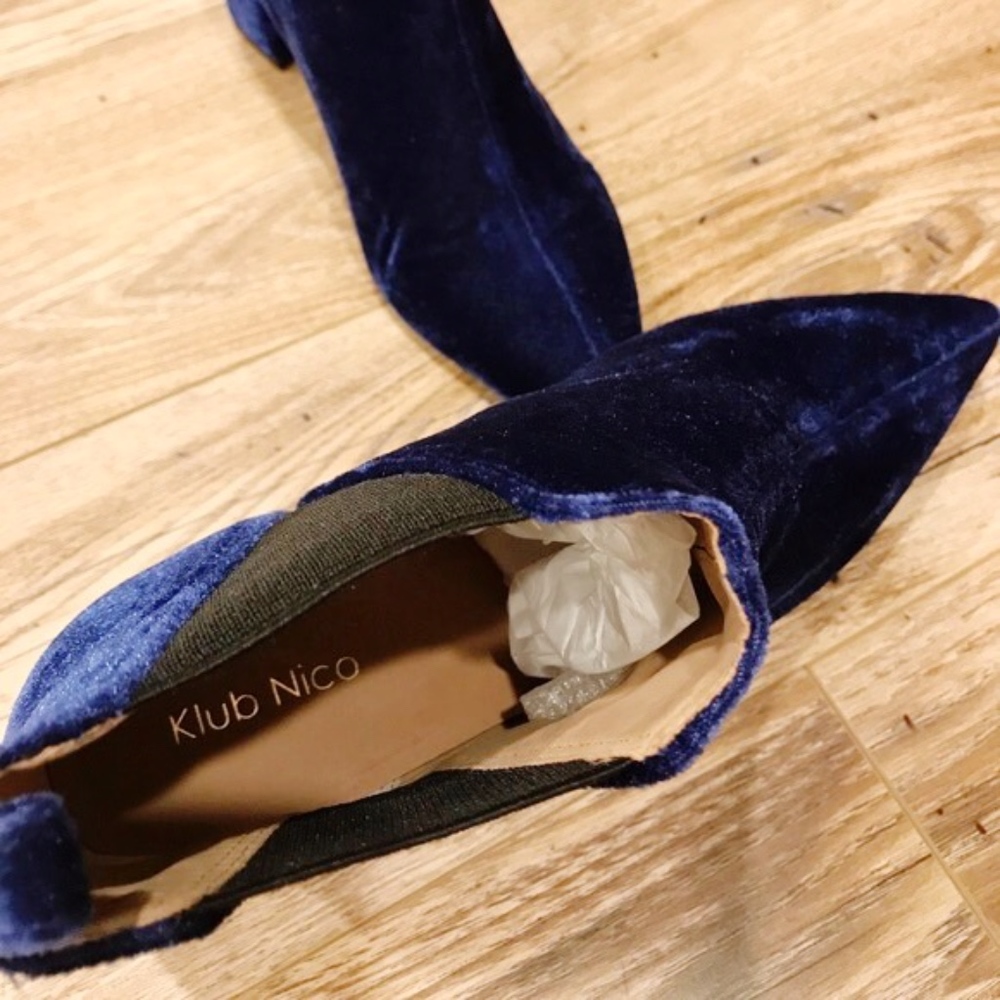 ❌SOLD❌ Anthropologie | Klub Nico Velvet Bootie 9M - Picture 4 of 8